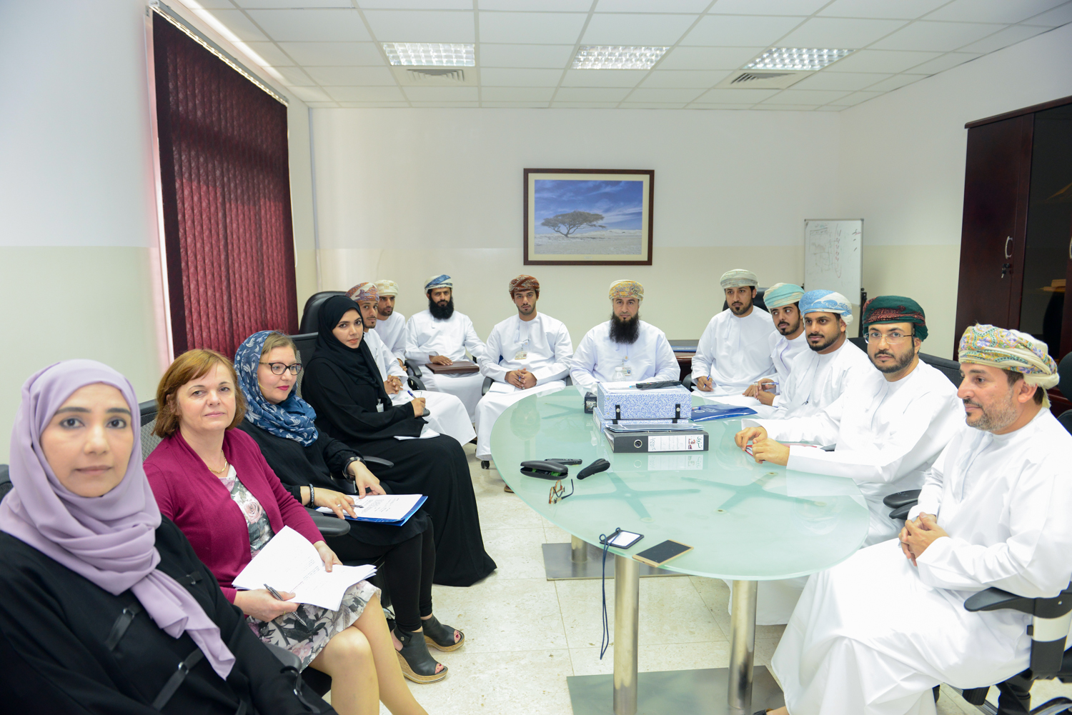 <p> The documents in the concerned authorities, and the choice of the Ministry of Environment and Climate Affairs comes from the existing cooperation between the authority and the ministry in overseeing the training of various government agenciesYaqoub bin Salem Al Mahrouqi, Director of the Follow-up and Technical Support Department at the Office of the Chairman of the National Documents and Archives Authority, said the importance of these initiatives for human resources development in terms of knowing the experiences of countries in this field and acquiring technical and administrative experiences from them, as Farida bin Salem Al Balooshi, Director of the Documentation Department at the Ministry, aims this program To upgrade and improve the work in relation to documents and best practices in managing them through the experiences of the countries that preceded us in this field.</p>